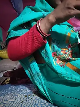 Snapshot of Monika_thakurr chatting on July 2026 12:01:02 PM Monika thakurr online show from July 2026 12:01:02 PM