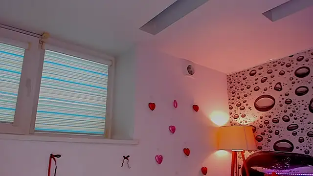 Snapshot of AlexaWilds chatting on February 2026 01:38:01 PM AlexaWilds online show from February 2026 01:38:01 PM