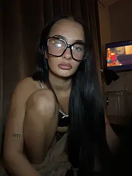 Spicy-Rosie20 online show from December 2025 08:47:02 PM