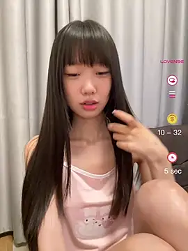 Snapshot of xinyu789 chatting on May 2026 02:02:01 PM xinyu789 online show from May 2026 02:02:01 PM
