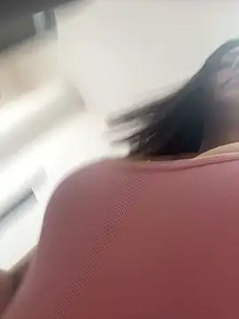 Snapshot of Isabellaa_Palacios chatting on June 2026 02:10:02 PM Isabellaa Palacios online show from June 2026 02:10:02 PM
