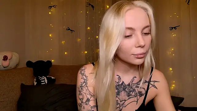 heymilk online show from December 2025 06:15:02 PM