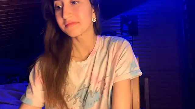 Snapshot of Shyselly chatting on September 2025 06:11:02 PM Shyselly online show from September 2025 06:11:02 PM