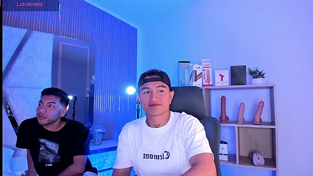 LiamDeep online show from January 2026 08:32:01 PM