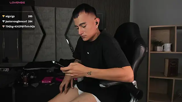 LiamDeep online show from February 2026 10:39:01 PM