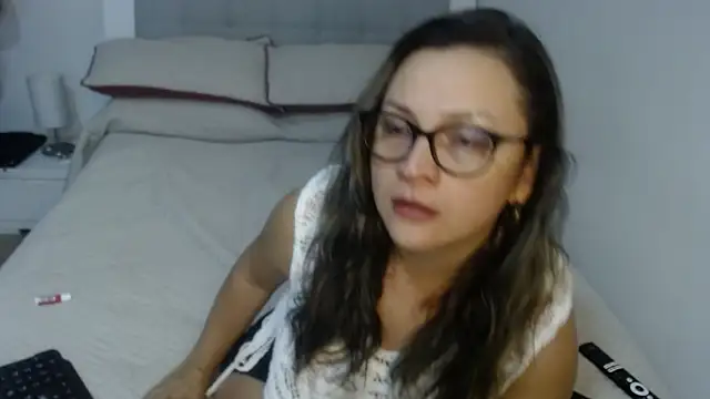 Snapshot of sophie_lopez1 chatting on June 2026 02:23:02 AM sophie lopez1 online show from June 2026 02:23:02 AM