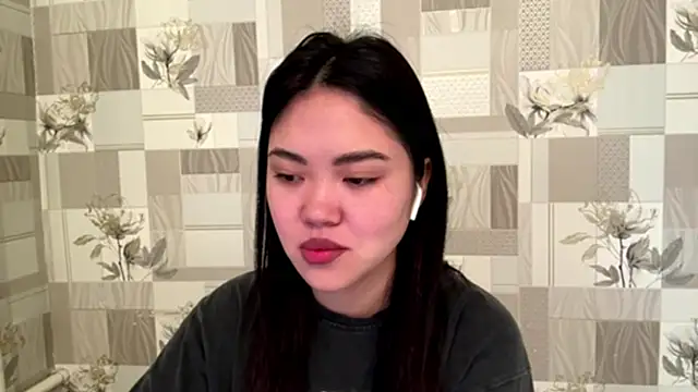 MIMIMary online show from October 2025 03:05:01 AM