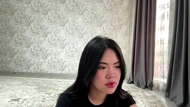 MIMIMary online show from October 2025 12:05:01 PM