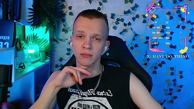 frozen boy online show from September 2025 03:55:02 PM