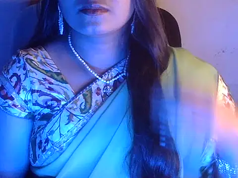 Snapshot of Aanya_Hazel chatting on September 2025 03:27:02 PM Aanya Hazel online show from September 2025 03:27:02 PM