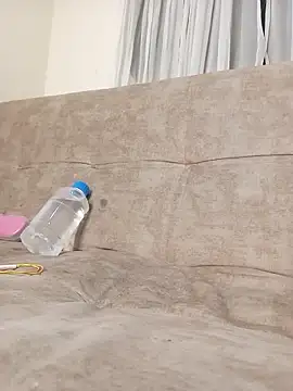 Marian Zeller online show from October 2025 09:10:01 AM