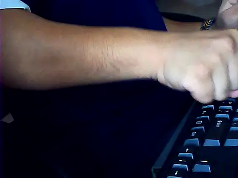 hotboydon2495 online show from October 2025 08:04:02 AM