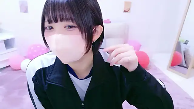 Hinata Sun online show from April 2026 05:00:02 AM