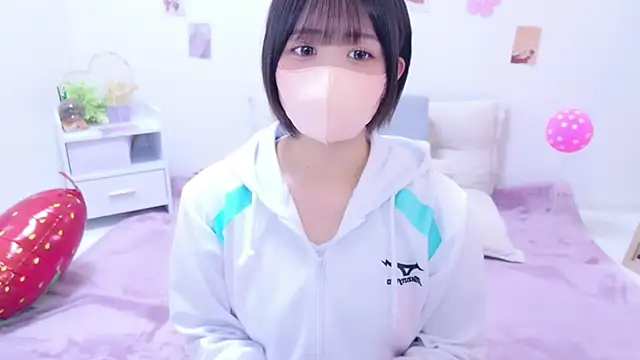 Snapshot of Hinata_Sun chatting on May 2026 06:52:01 AM Hinata Sun online show from May 2026 06:52:01 AM