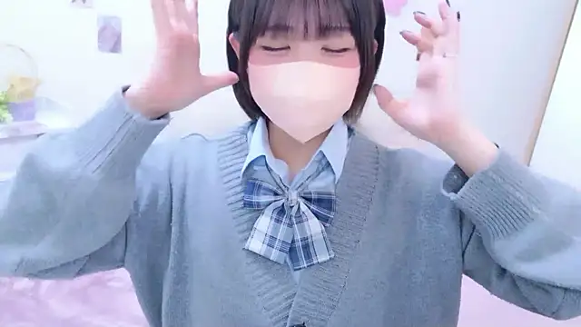 Snapshot of Hinata_Sun chatting on May 2026 11:41:02 AM Hinata Sun online show from May 2026 11:41:02 AM