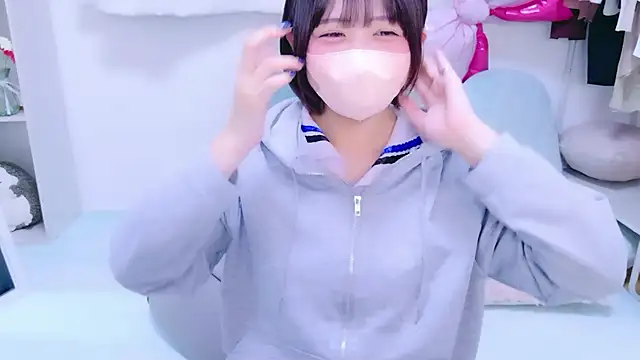 Snapshot of Hinata_Sun chatting on May 2026 06:31:02 AM Hinata Sun online show from May 2026 06:31:02 AM