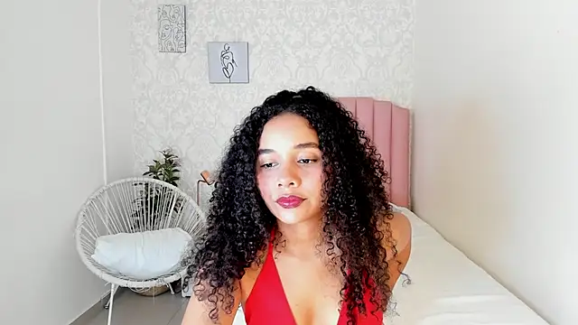 Snapshot of esther_sofia chatting on April 2026 08:04:02 PM esther sofia online show from April 2026 08:04:02 PM