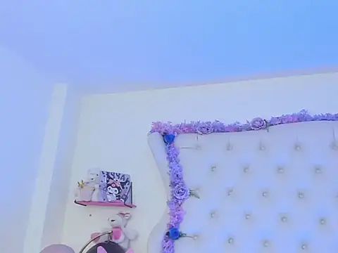 Missy Aprill online show from September 2025 01:15:02 PM