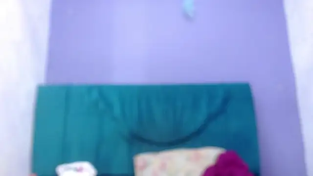 andrealopezcm101 online show from February 2026 11:31:02 AM