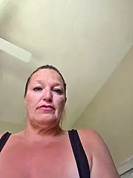 Snapshot of Calimarina chatting on March 2026 07:20:02 PM Calimarina online show from March 2026 07:20:02 PM