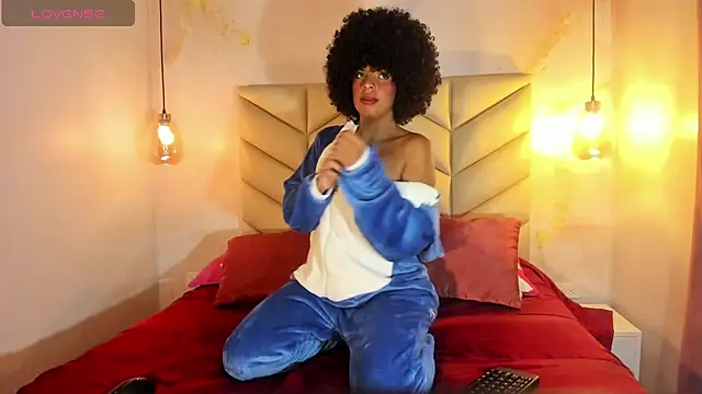 SheyLopez online show from October 2025 03:08:01 AM