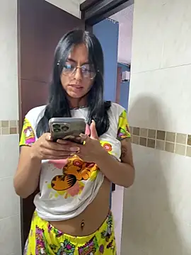 Clawd hot online show from November 2025 04:11:02 PM