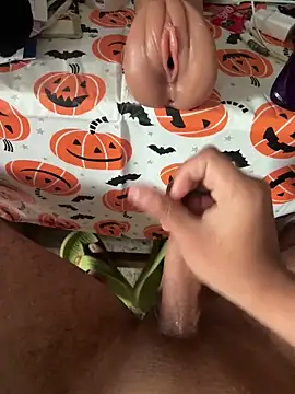 Snapshot of VRGUD0N19cm chatting on February 2026 10:22:01 PM VRGUD0N19cm online show from February 2026 10:22:01 PM