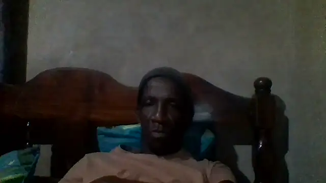 Snapshot of longdickson12345 chatting on May 2026 01:14:02 AM longdickson12345 online show from May 2026 01:14:02 AM