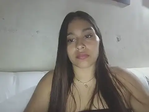 Snapshot of zairabreze chatting on May 2026 11:12:02 PM zairabreze online show from May 2026 11:12:02 PM