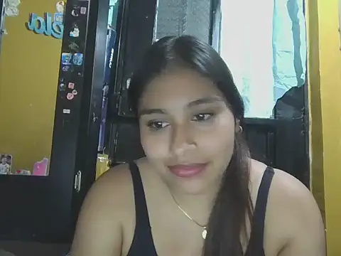Snapshot of zairabreze chatting on July 2026 04:37:02 AM zairabreze online show from July 2026 04:37:02 AM