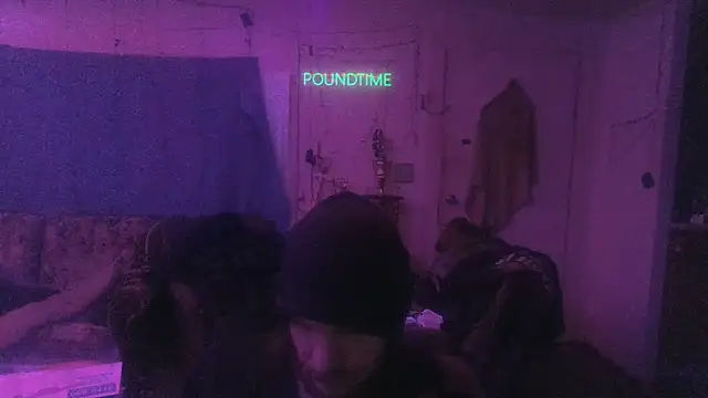 Poundtown1226 online show from January 2026 07:10:02 AM