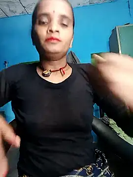 Snapshot of Hotwera chatting on September 2025 05:19:02 AM Hotwera online show from September 2025 05:19:02 AM