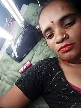 Snapshot of Hotwera chatting on September 2025 10:02:01 PM Hotwera online show from September 2025 10:02:01 PM