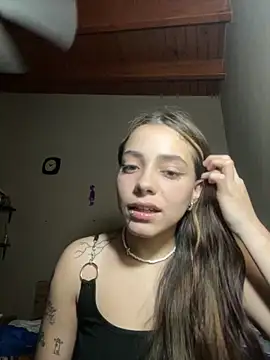 Snapshot of Marquis77 chatting on October 2025 01:06:01 AM Marquis77 online show from October 2025 01:06:01 AM