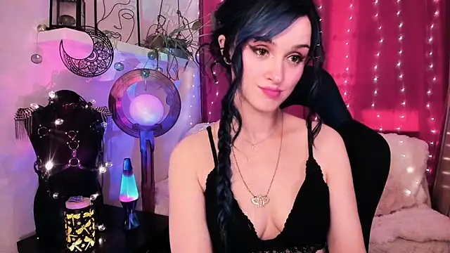 Snapshot of MistressJolie chatting on July 2026 08:07:02 AM MistressJolie online show from July 2026 08:07:02 AM