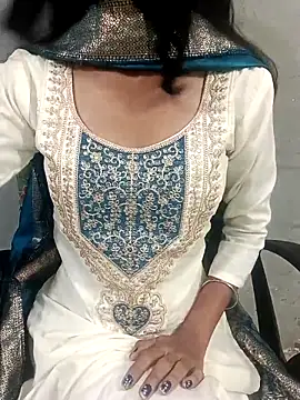 Snapshot of Daizy_Shah chatting on May 2026 11:21:01 PM Daizy Shah online show from May 2026 11:21:01 PM