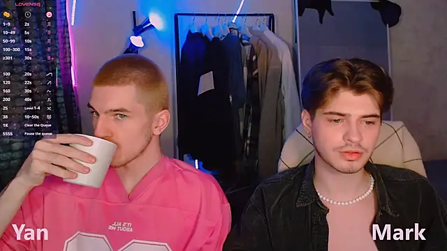 itsyanbb online show from November 2025 09:42:02 PM