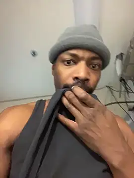 KingFly87 online show from November 2025 02:02:02 AM