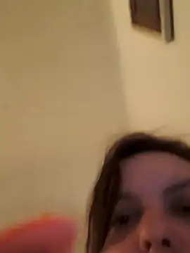 Snapshot of renata111111 chatting on October 2025 05:37:01 PM renata111111 online show from October 2025 05:37:01 PM