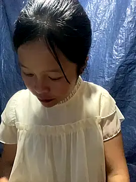 O o UwU o O online show from September 2025 02:38:02 AM