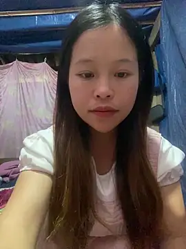 Snapshot of O_o_UwU_o_O chatting on February 2026 05:15:01 AM O o UwU o O online show from February 2026 05:15:01 AM