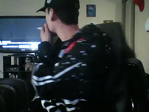 latinosatiro94 online show from December 2025 06:41:02 AM