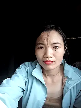 ngan-cute online show from October 2025 01:40:01 AM