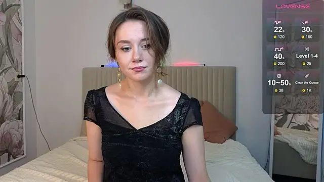 SkyHelen online show from September 2025 04:49:02 AM