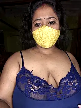 Smile-quien online show from March 2026 05:05:01 PM