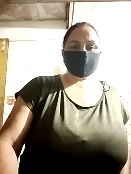 Rakhi sawant143 online show from November 2025 03:01:01 PM