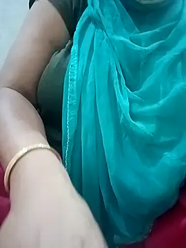 Snapshot of Rakhi_sawant143 chatting on March 2026 02:49:02 AM Rakhi sawant143 online show from March 2026 02:49:02 AM
