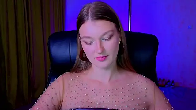 MysticVenus  online show from March 2026 05:37:02 PM