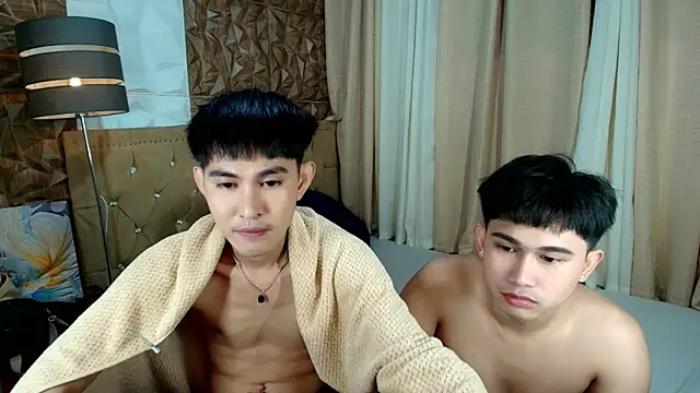 Snapshot of xxxhugecocktwinkxxx chatting on January 2026 05:06:02 PM xxxhugecocktwinkxxx online show from January 2026 05:06:02 PM