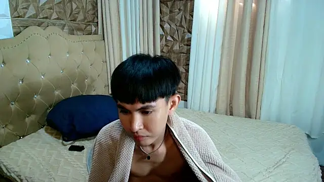 Snapshot of xxxhugecocktwinkxxx chatting on February 2026 02:53:01 AM xxxhugecocktwinkxxx online show from February 2026 02:53:01 AM